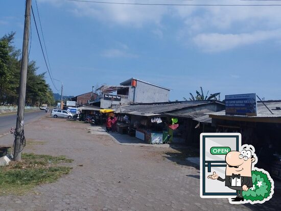 Sop Gurame Mbak Lili: Rahasia Rasa yang Bikin Warga Cilacap Rela Antre
